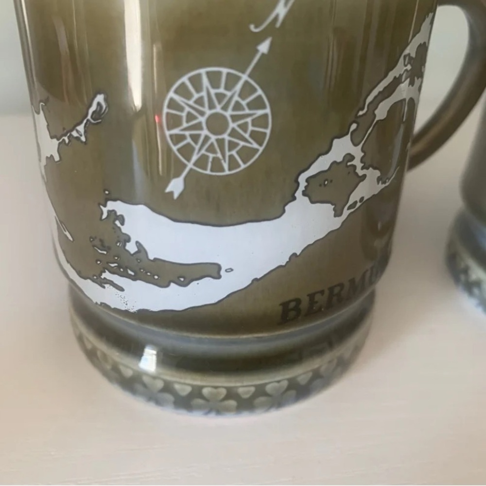 Two Irish Wade Porcelain Espresso Coffee Mugs/Tea Cups w/Shamrocks & Bermuda Map - Picture 2 of 11